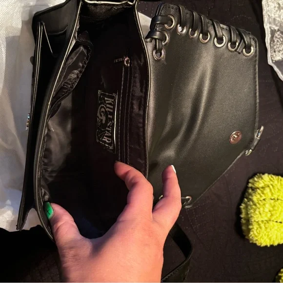 Killstar Wildfire handbag - Picture 2 of 11